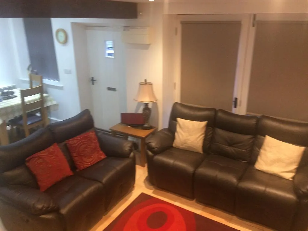 בית נופש פאטלי ברידג' Claro Cottage